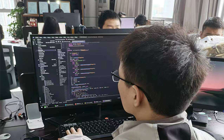 小程序开发公司报价差异很大，低价和高价的核心区别是什么？有没有隐藏收费陷阱？
